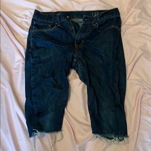 Size 31x32 stylish jean shorts.